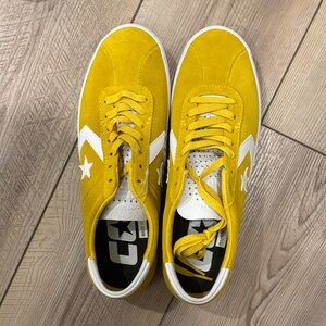 Converse Nike zoom air Yellow and White Sneakers